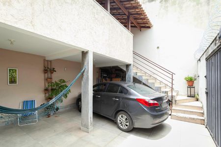 Casa à venda com 210m², 3 quartos e 2 vagasGaragem