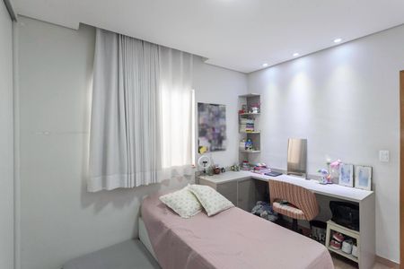 Casa à venda com 210m², 3 quartos e 2 vagasQuarto 2