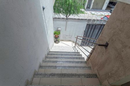 Casa à venda com 210m², 3 quartos e 2 vagasEntrada
