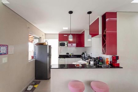 Casa à venda com 210m², 3 quartos e 2 vagasCozinha