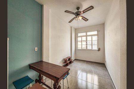 Sala de apartamento para alugar com 2 quartos, 89m² em Guilhermina, Praia Grande