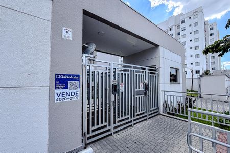 Apartamento à venda com 43m², 2 quartos e 1 vaga Apartamento à venda com 43m², 2 quartos e 1 vagaFachada - Plaquinha