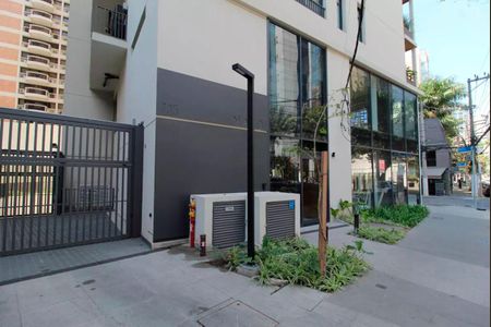 Studio à venda com 42m², 1 quarto e sem vaga Studio à venda com 42m², 1 quarto e sem vagaFachada