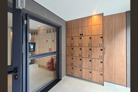 Studio à venda com 42m², 1 quarto e sem vaga Studio à venda com 42m², 1 quarto e sem vagaEntrada