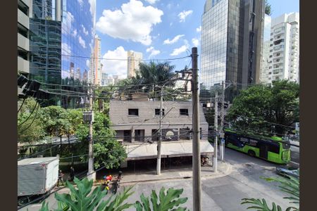 Vista de kitnet/studio à venda com 1 quarto, 42m² em Itaim Bibi, São Paulo