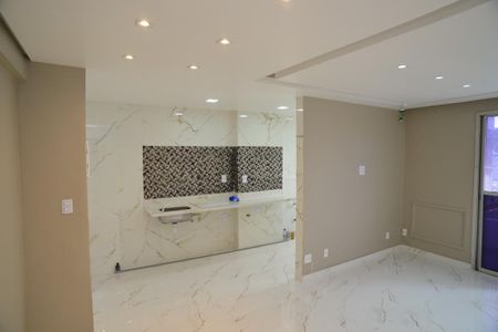 Apartamento à venda com 58m², 2 quartos e 1 vaga Apartamento à venda com 58m², 2 quartos e 1 vagaSala