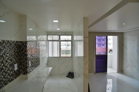 Apartamento à venda com 58m², 2 quartos e 1 vaga Apartamento à venda com 58m², 2 quartos e 1 vagaCozinha/Área de Serviço