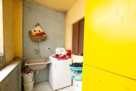 Casa à venda com 205m², 3 quartos e 3 vagasÁrea de Serviço