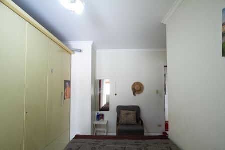 Casa à venda com 205m², 3 quartos e 3 vagasSuíte