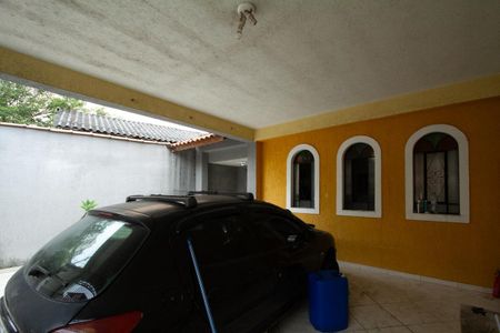Casa à venda com 205m², 3 quartos e 3 vagasGaragem