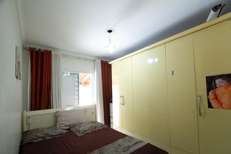 Casa à venda com 205m², 3 quartos e 3 vagasSuíte