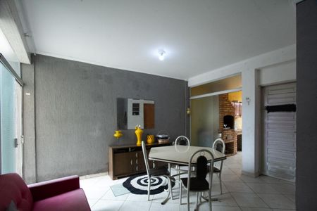 Casa à venda com 205m², 3 quartos e 3 vagasÁrea gourmet