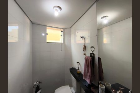 Casa à venda com 3 quartos, 213m² em Vitoria, Belo Horizonte
