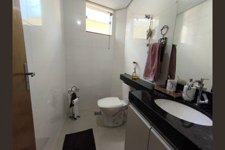 Casa à venda com 3 quartos, 213m² em Vitoria, Belo Horizonte