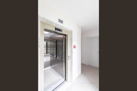 Apartamento para alugar com 48m², 2 quartos e 1 vagaElevador