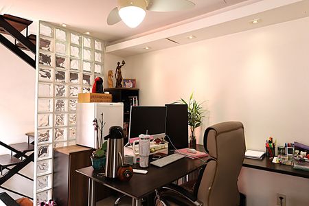 Apartamento à venda com 150m², 3 quartos e 2 vagasEscritório