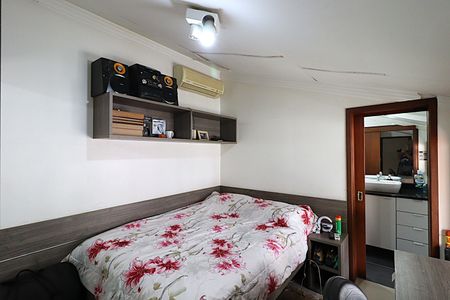 Apartamento à venda com 150m², 3 quartos e 2 vagasSuíte 3