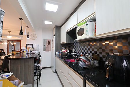 Apartamento à venda com 150m², 3 quartos e 2 vagasCozinha