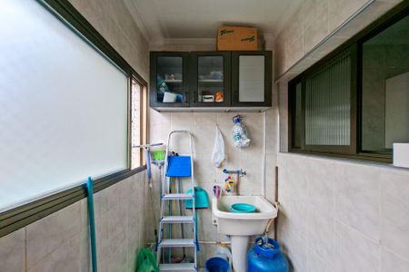 Apartamento para alugar com 77m², 2 quartos e 1 vaga Apartamento para alugar com 77m², 2 quartos e 1 vagaÁrea de Serviço