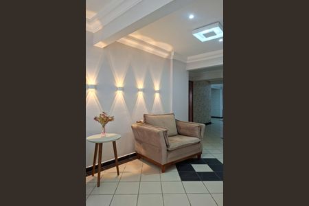 Apartamento para alugar com 77m², 2 quartos e 1 vaga Apartamento para alugar com 77m², 2 quartos e 1 vagaHall de entrada