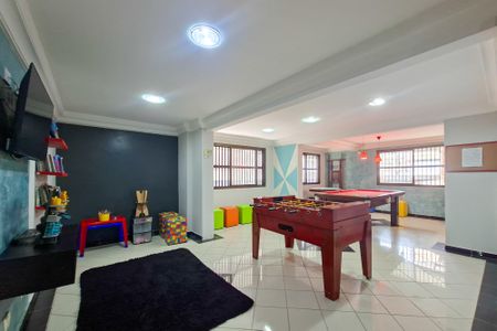 Apartamento para alugar com 77m², 2 quartos e 1 vaga Apartamento para alugar com 77m², 2 quartos e 1 vagaSalão de jogos