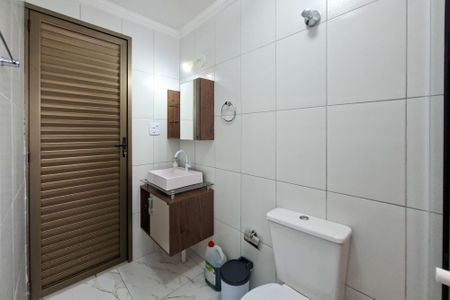 Apartamento para alugar com 77m², 2 quartos e 1 vaga Apartamento para alugar com 77m², 2 quartos e 1 vagaBanheiro