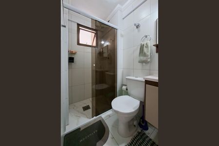 Apartamento para alugar com 77m², 2 quartos e 1 vaga Apartamento para alugar com 77m², 2 quartos e 1 vagaBanheiro da Suíte