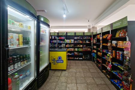 Apartamento para alugar com 77m², 2 quartos e 1 vaga Apartamento para alugar com 77m², 2 quartos e 1 vagaMarket