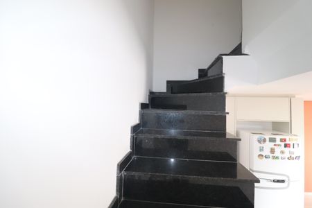 Apartamento para alugar com 106m², 2 quartos e 2 vagasEscada Cobertura