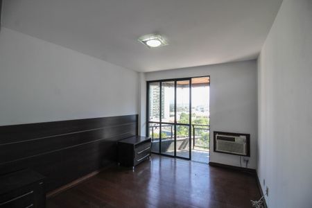 Apartamento para alugar com 210m², 4 quartos e 2 vagas Apartamento para alugar com 210m², 4 quartos e 2 vagasSuíte