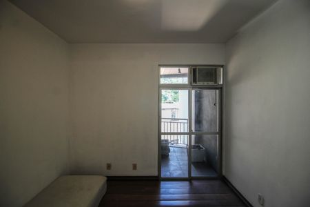 Apartamento para alugar com 210m², 4 quartos e 2 vagas Apartamento para alugar com 210m², 4 quartos e 2 vagasQuarto 2