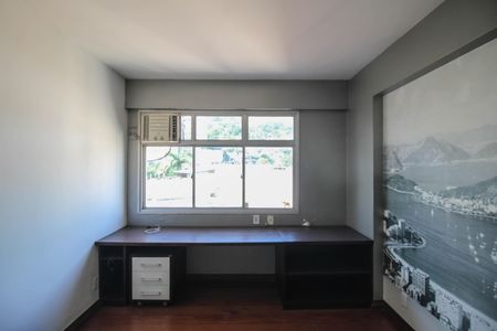 Apartamento para alugar com 210m², 4 quartos e 2 vagas Apartamento para alugar com 210m², 4 quartos e 2 vagasQuarto 4