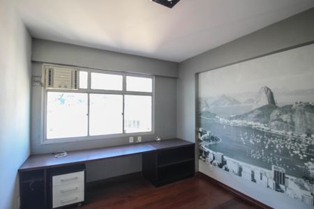 Apartamento para alugar com 210m², 4 quartos e 2 vagas Apartamento para alugar com 210m², 4 quartos e 2 vagasQuarto 4