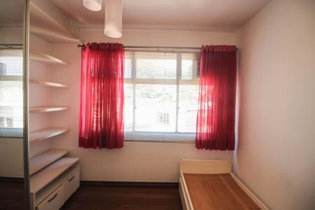 Apartamento para alugar com 210m², 4 quartos e 2 vagas Apartamento para alugar com 210m², 4 quartos e 2 vagasQuarto 3