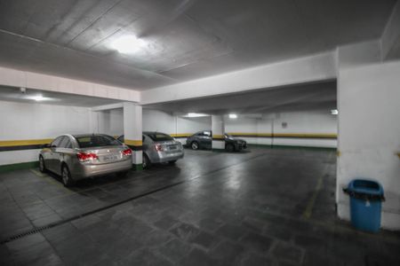 Apartamento para alugar com 210m², 4 quartos e 2 vagas Apartamento para alugar com 210m², 4 quartos e 2 vagasGaragem