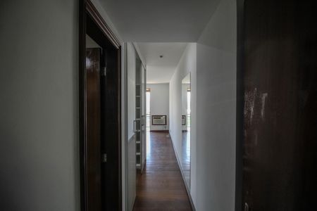 Apartamento para alugar com 210m², 4 quartos e 2 vagas Apartamento para alugar com 210m², 4 quartos e 2 vagasSuíte