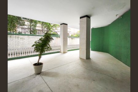 Apartamento para alugar com 95m², 3 quartos e 1 vagaFachada e portaria