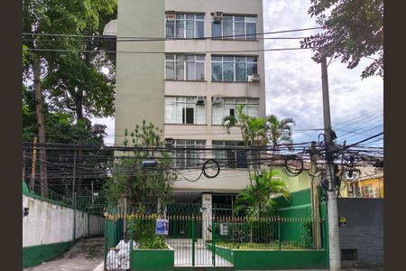 Apartamento para alugar com 95m², 3 quartos e 1 vagaFachada e portaria