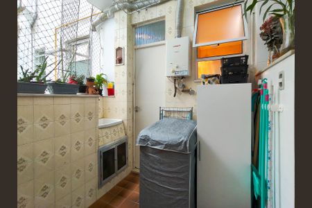 Apartamento para alugar com 95m², 3 quartos e 1 vagaÁrea de Serviço