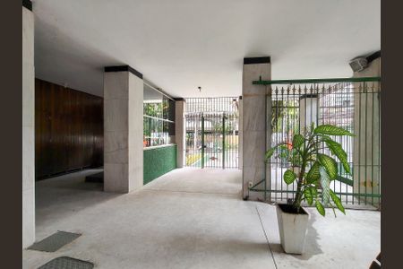 Apartamento para alugar com 95m², 3 quartos e 1 vagaFachada e portaria