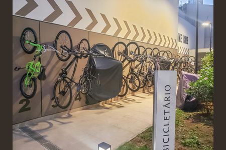 Apartamento à venda com 32m², 1 quarto e sem vaga Apartamento à venda com 32m², 1 quarto e sem vagaBicicletário