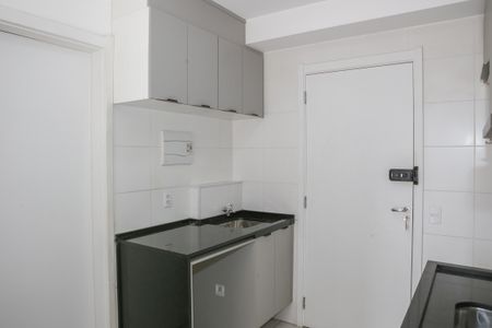 Apartamento à venda com 32m², 1 quarto e sem vaga Apartamento à venda com 32m², 1 quarto e sem vagaCozinha e Área de Serviço