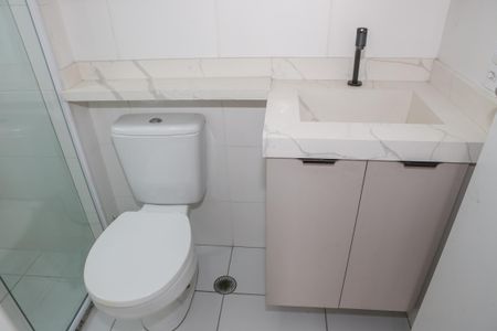 Apartamento à venda com 32m², 1 quarto e sem vaga Apartamento à venda com 32m², 1 quarto e sem vagaBanheiro da Suíte