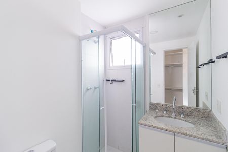 Apartamento para alugar com 60m², 2 quartos e 1 vaga Apartamento para alugar com 60m², 2 quartos e 1 vagaBanheiro da suíte