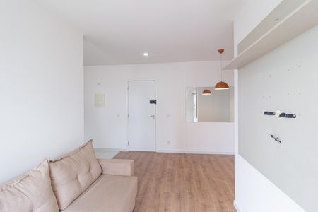 Sala de apartamento para alugar com 2 quartos, 60m² em Jardim das Belezas, Carapicuíba