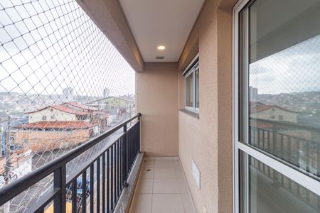 Sacada de apartamento para alugar com 2 quartos, 60m² em Jardim das Belezas, Carapicuíba