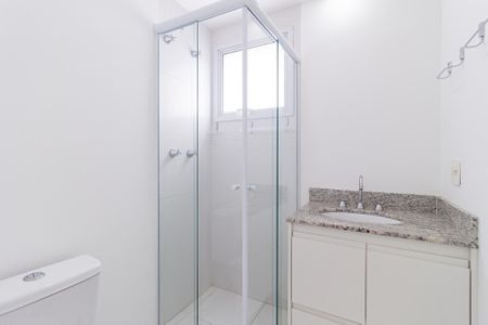 Apartamento para alugar com 60m², 2 quartos e 1 vaga Apartamento para alugar com 60m², 2 quartos e 1 vagaBanheiro da suíte