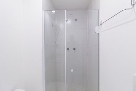 Apartamento para alugar com 60m², 2 quartos e 1 vaga Apartamento para alugar com 60m², 2 quartos e 1 vagaBanheiro