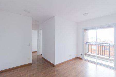 Sala de apartamento para alugar com 2 quartos, 60m² em Jardim das Belezas, Carapicuíba