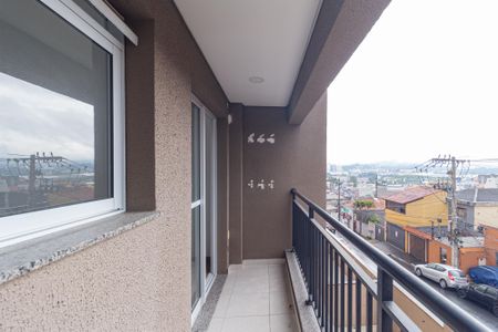 Sacada de apartamento para alugar com 2 quartos, 60m² em Jardim das Belezas, Carapicuíba